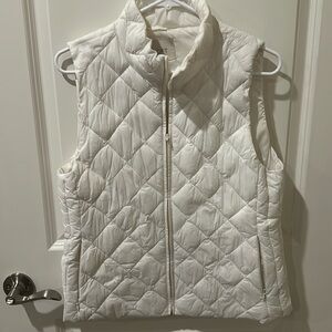 LOFT -Women’s White Puffer Vest Size Medium